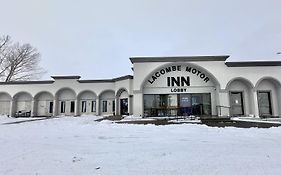 Lacombe Motor Inn
